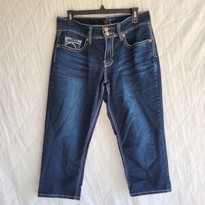 TRUTH BE TOLD Women's Jean Capris Size 12 Dark Wash With Bling!